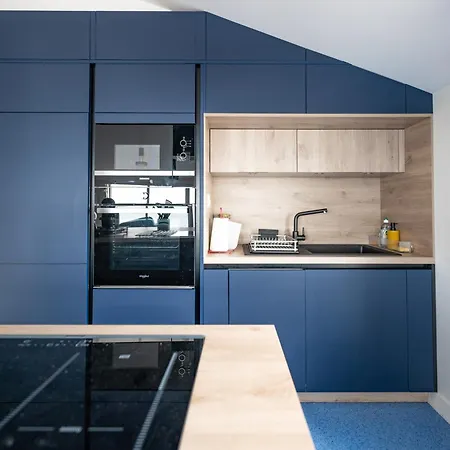 Renove 3 Etoiles, Centre Baie Des Sables D'olonne, Climatise, 2 Pieces, Garage Prive - Fr-1-197-595 *